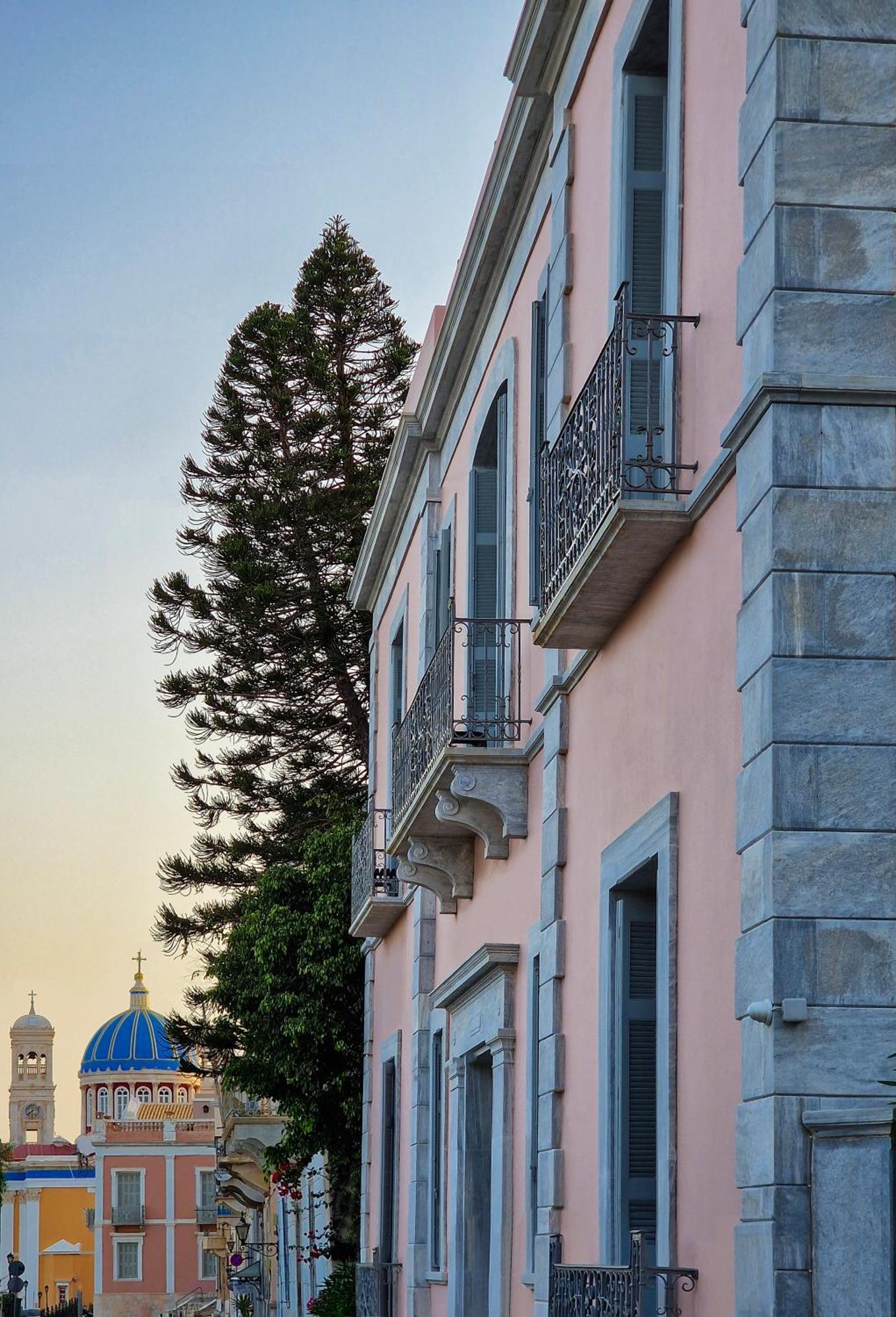 Aristide Hotel - Small Luxury Hotels Of The World Ermoupoli Exterior photo